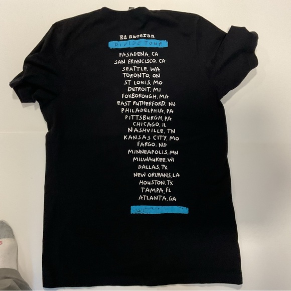 Ed Sheeran Divide World Tour Mar 2017 – Aug 2019 Black T-Shirt List US Tour Date - Picture 2 of 6